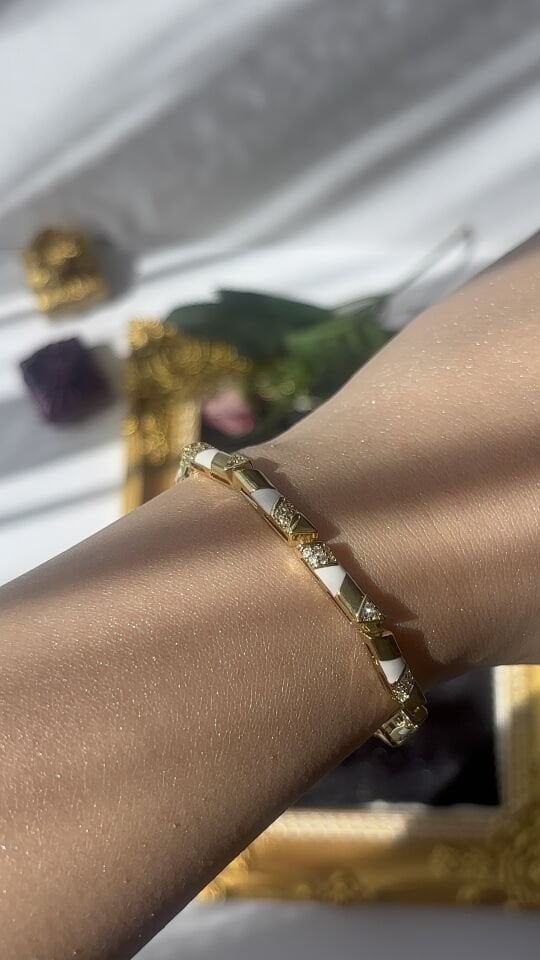 Gold Özel Seri Beyaz Mineli Geometrik Xuping Bileklik