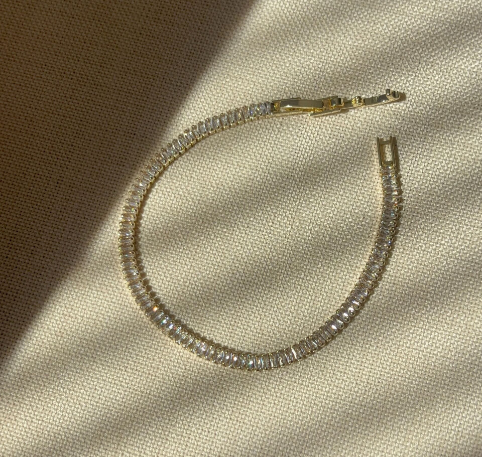 14k Gold Kaplama Baget Taş Su Yolu Bileklik