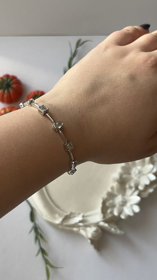 Silver Geometrik Taş Detaylı Xuping Kadın Bileklik