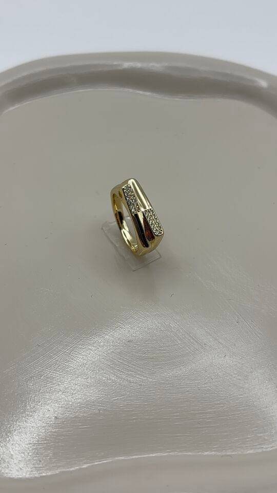 Xuping Gold Zirkon Taş Detaylı Modern Kadın Yüzük | Minimal Şıklık