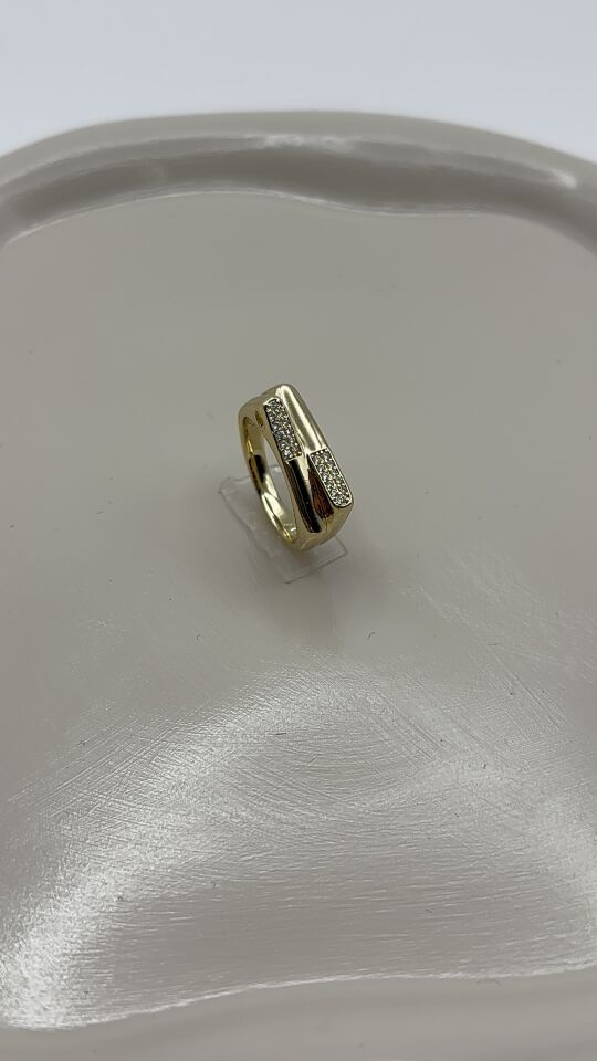 Xuping Gold Zirkon Taş Detaylı Modern Kadın Yüzük | Minimal Şıklık