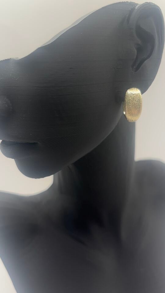 Gold Dokulu Halka VIP Küpe