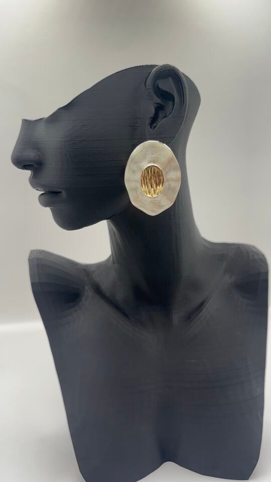 VIP Gold Beyaz Oval Küpe