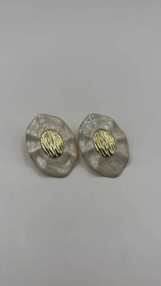 VIP Gold Beyaz Oval Küpe