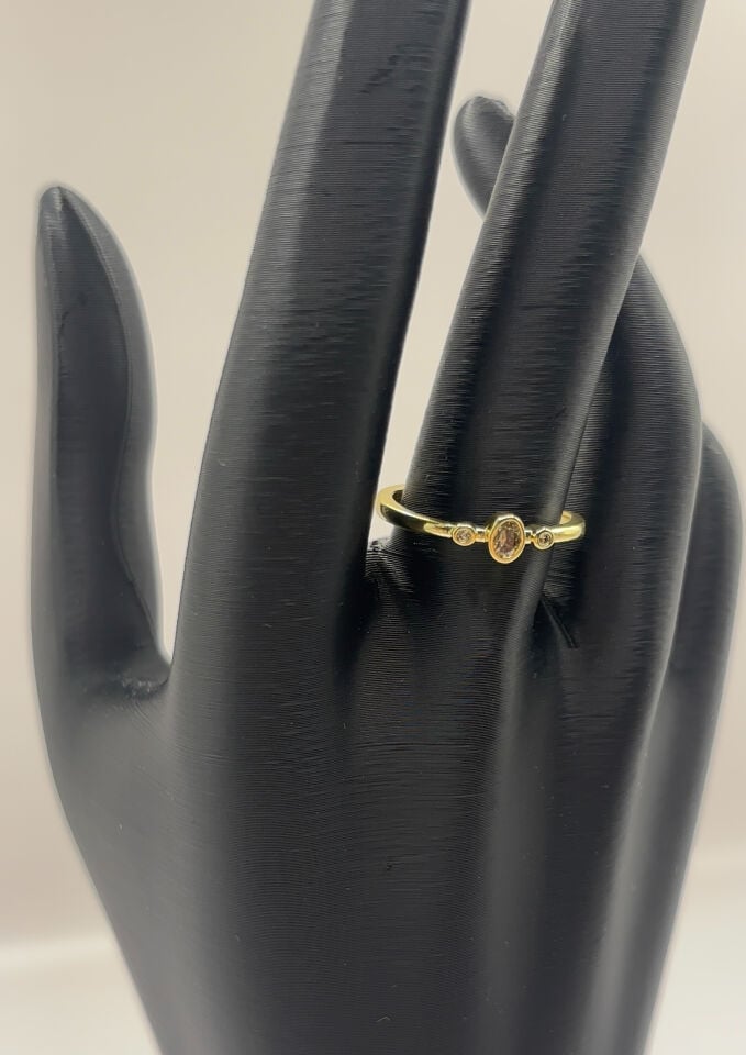 Gold Oval Taşlı Minimal Ayarlanabilir Yüzük